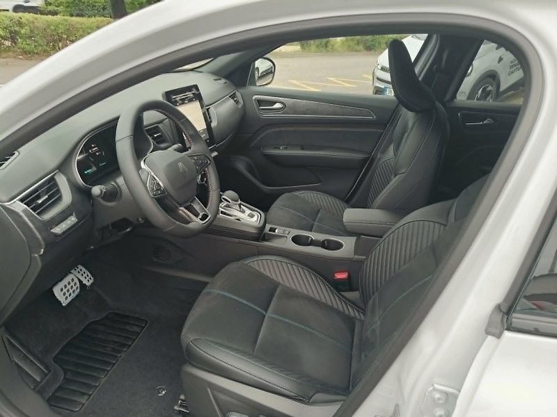 Renault Arkana (2026) esprit Alpine full hybrid E-Te - fotka 6 z 18