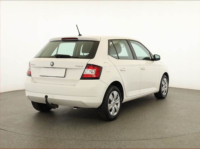 Škoda Fabia (2015) Ambition 1.0, Serv.kniha - fotka 5 z 16