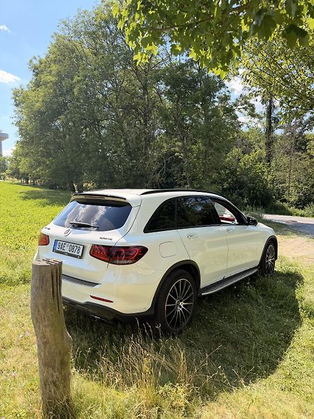 Mercedes-Benz CLC (2022) Mercedes-Benz GLC 300 2022 - fotka 5 z 19