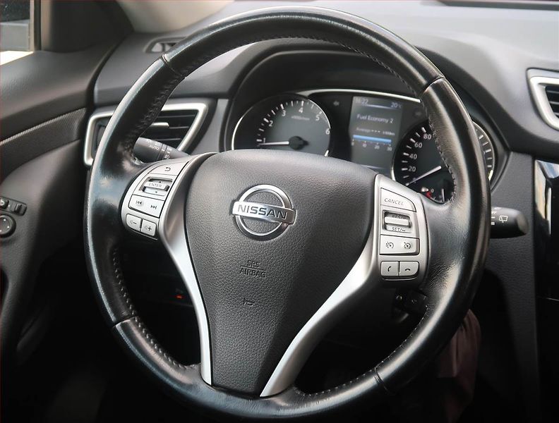 Nissan X-Trail (2016) 1.6 DIG-T, ČR,1.maj - fotka 20 z 20