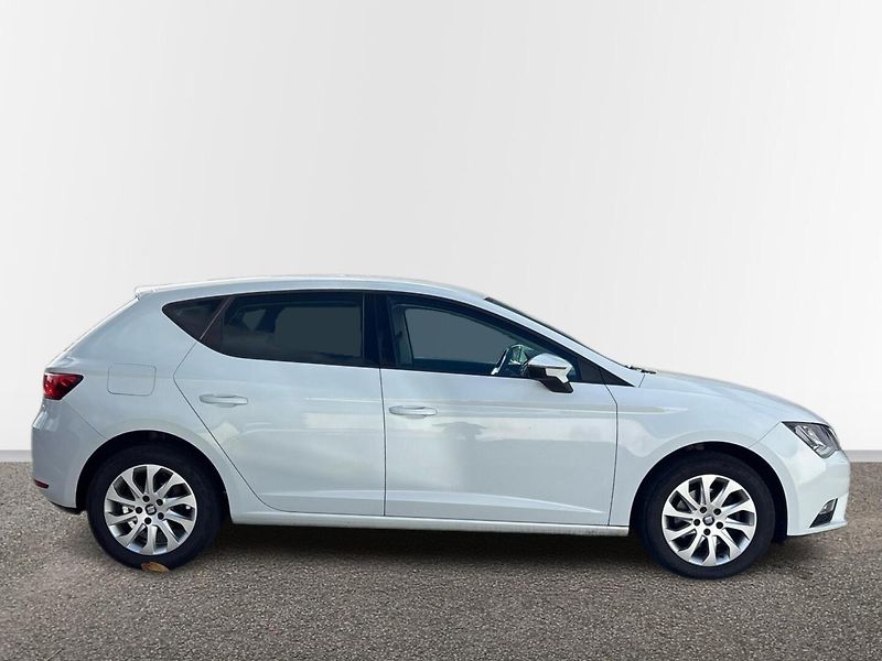 Seat Leon STYLE - fotka 16 z 25