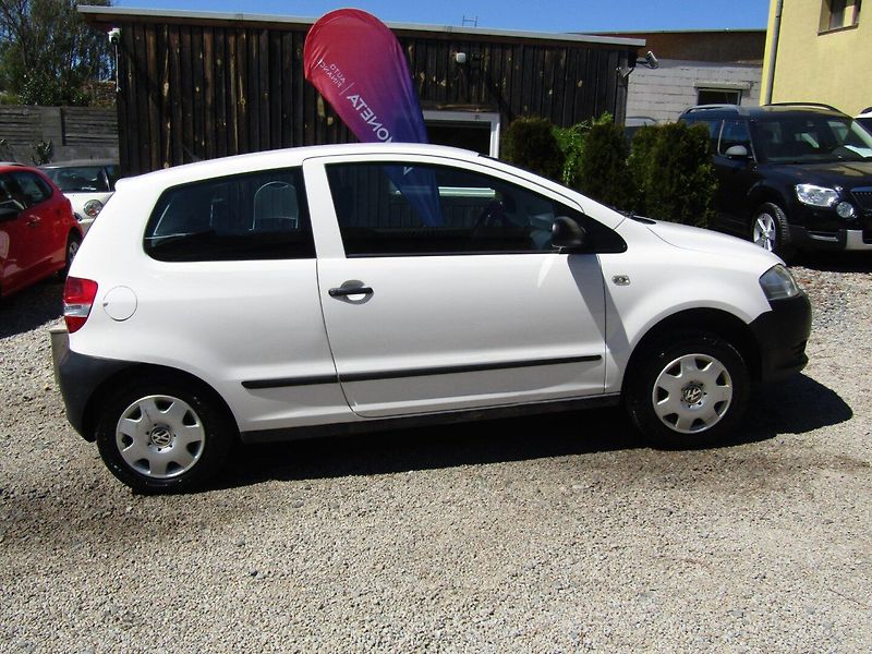 Volkswagen Fox (2008) 1.2i - fotka 9 z 30