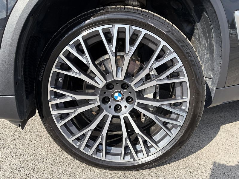 BMW X5 (2025) 30d INDIVIDUAL 22