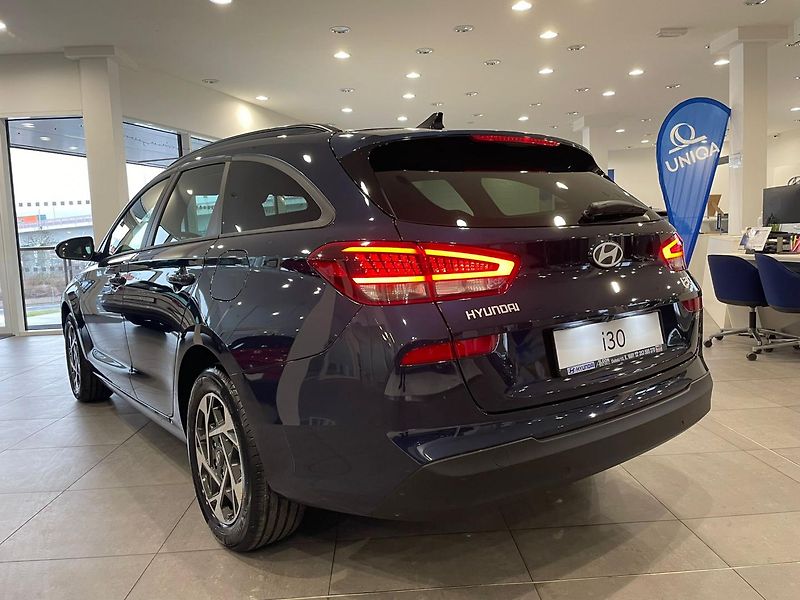 Hyundai i30 (2026) 1,0 T-GDI GO Czech! - fotka 5 z 16