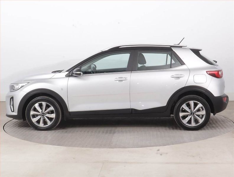 Kia Stonic (2023) Exclusive 1.0 T-GDI, EXCLUSIVE - fotka 3 z 16