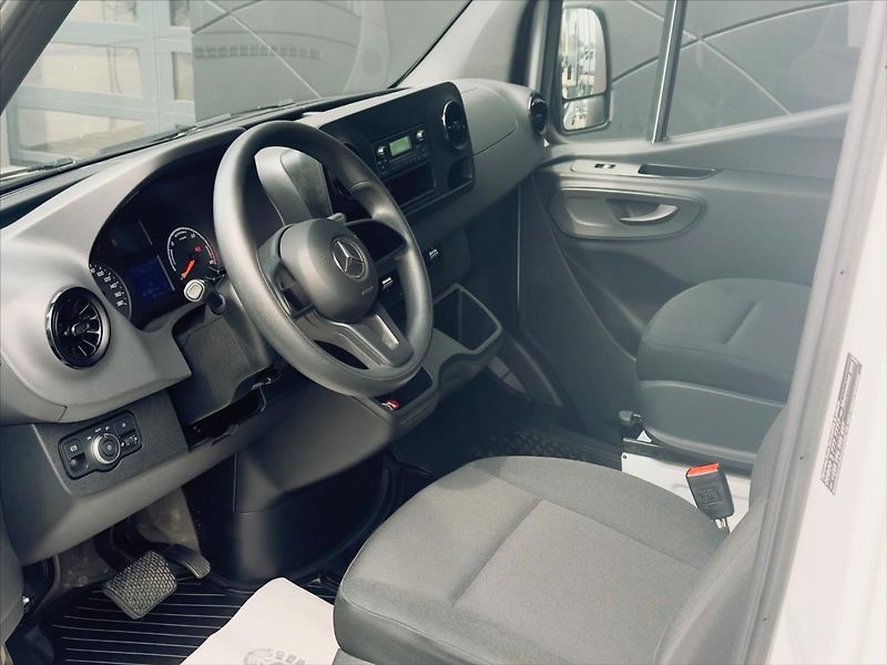 Mercedes-Benz eSprinter 0,0 312 KAWA S 47kWh - fotka 12 z 19
