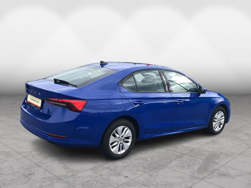 Škoda Octavia 2,0TDi 85kW AMBITION PLUS - fotka 2 z 28