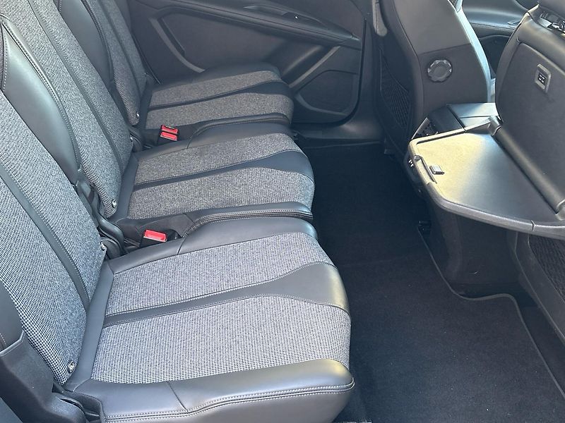 Peugeot 5008 (2018) AllurePack 1.6 THP EAT6 - fotka 20 z 57