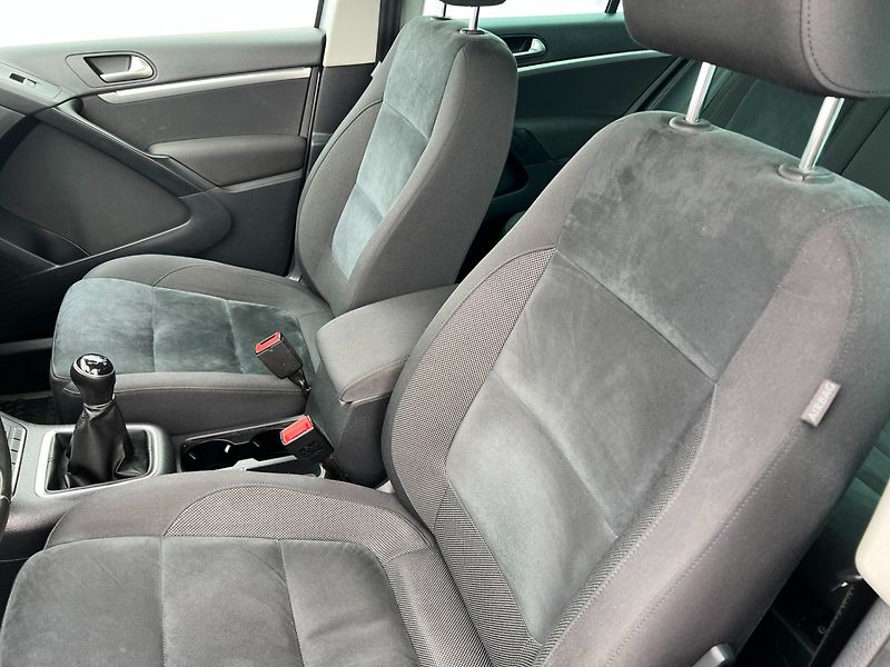 Volkswagen Tiguan (2012) 2.0TDi 103Kw SPORT 4Motion - fotka 18 z 41