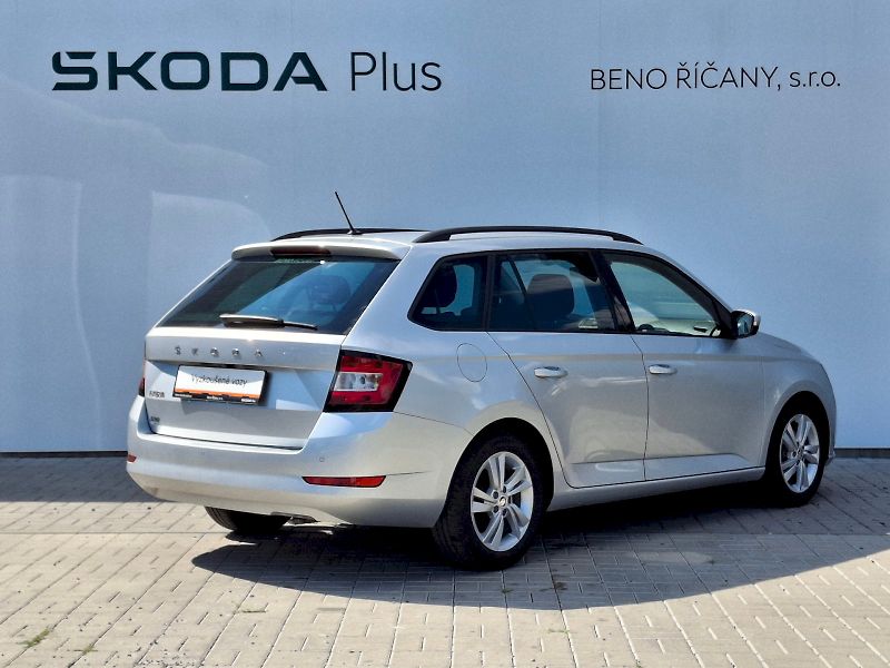 Škoda Fabia (2022) Combi Ambition 1,0TSi 70kW - fotka 2 z 31
