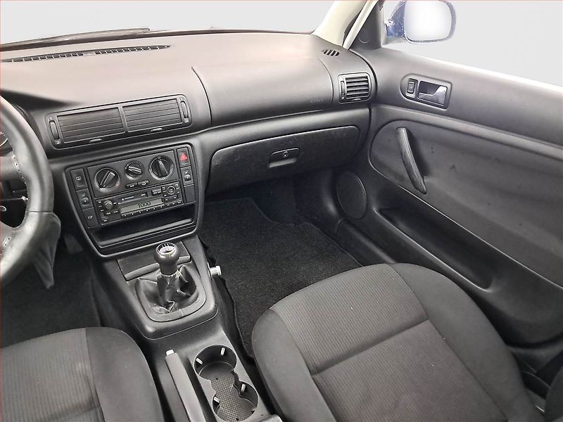Volkswagen Passat (2002) 1.9 TDI, nová STK, Klima - fotka 8 z 13