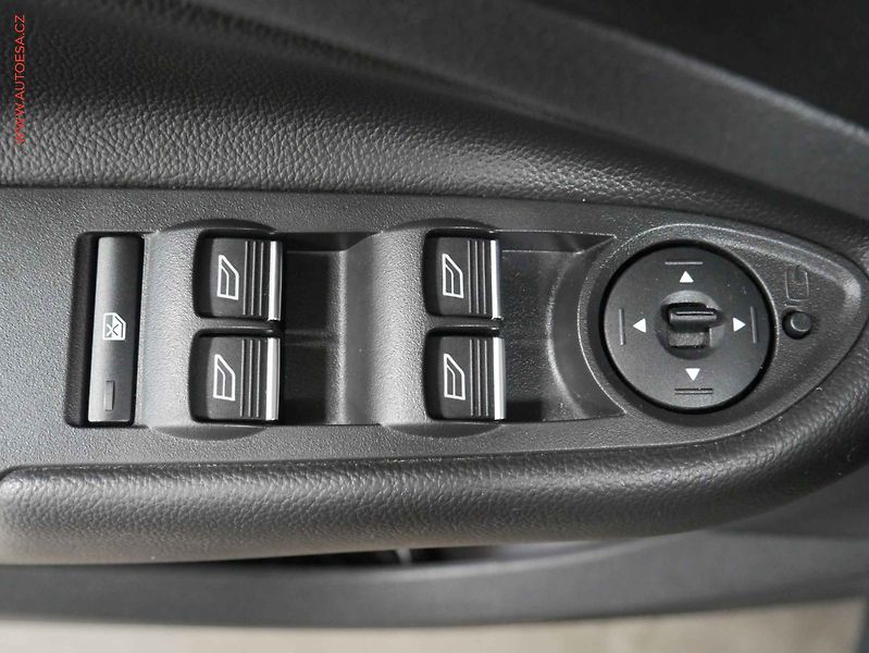 Ford Kuga (2017) 2.0 TDCi 4x4, ČR, AT, navi - fotka 21 z 21
