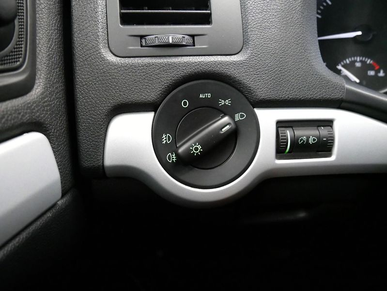 Škoda Octavia - fotka 13 z 23