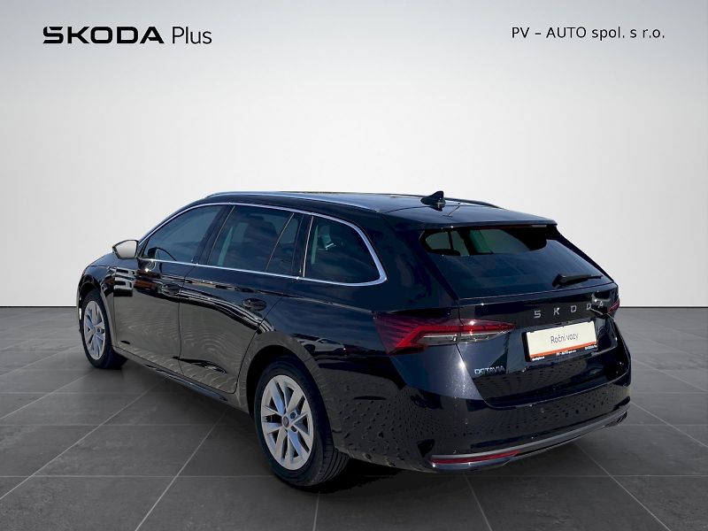 Škoda Octavia (2025) 1.5 eTSI 110kW DSG mHEV Top Se - fotka 29 z 35