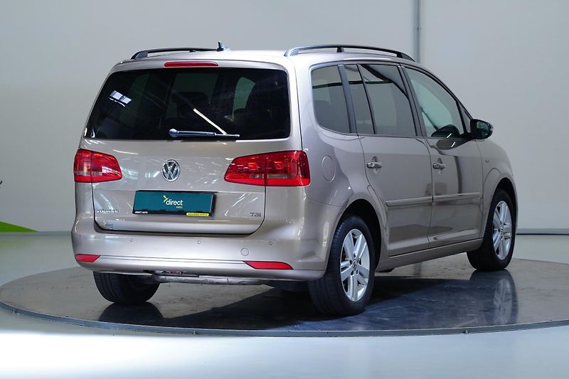 Volkswagen Touran - fotka 2 z 24