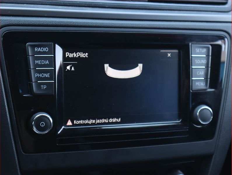Škoda Rapid (2016) 1.2 TSI, Tempomat - fotka 18 z 18