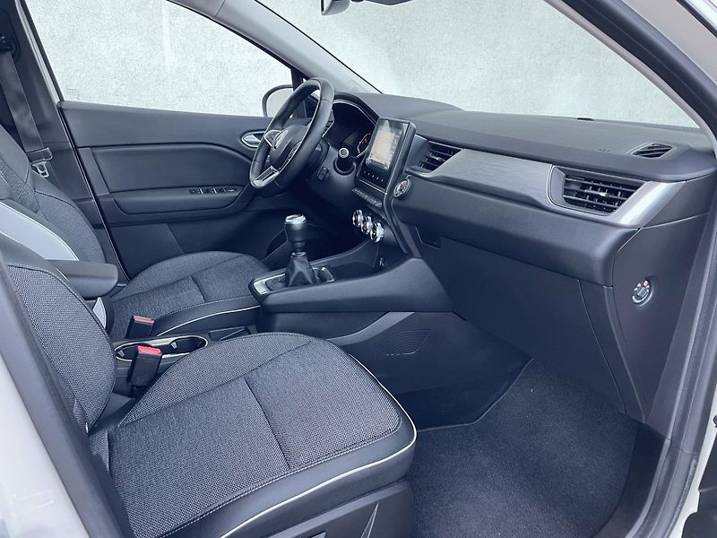 Renault Captur (2020) INTENS 1,3TCe 130k - fotka 7 z 24
