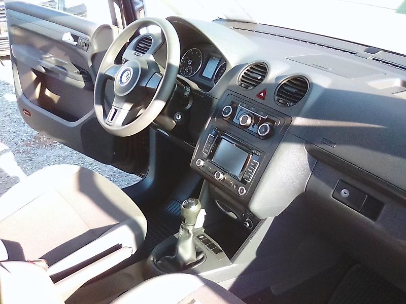 Volkswagen Caddy (2012) 1.2 TSi / 77KW, nové rozvody - fotka 19 z 37