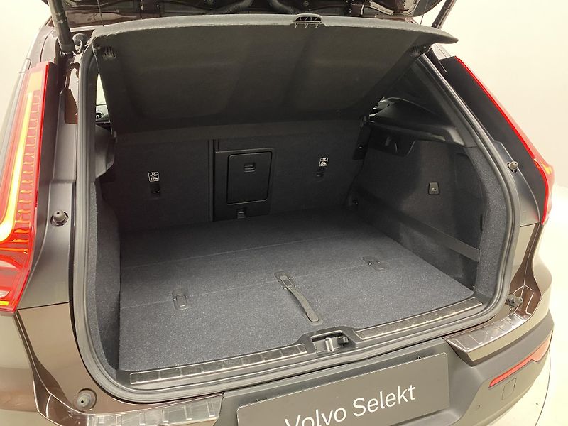 Volvo XC40 T4 AWD INSCRIPTION AUT CZ - fotka 6 z 47