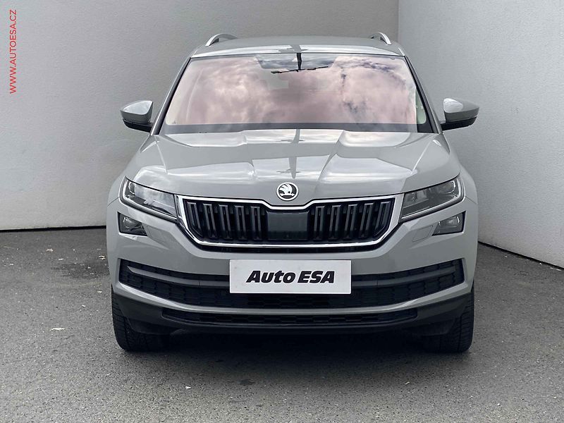 Škoda Kodiaq (2021) 2.0 TSi 4x4, 1.maj,ČR, Style - fotka 2 z 21