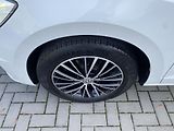 Volkswagen Touran 1.4 TSI 110kW-HIGHLINE - DSG - náhled 9