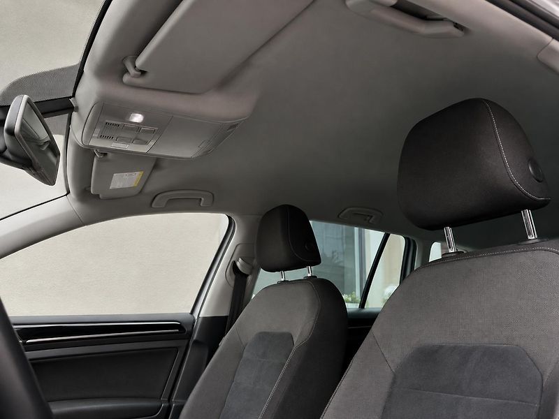 Volkswagen Golf (2013) Golf VII Variant Highline 1.4  - fotka 9 z 19