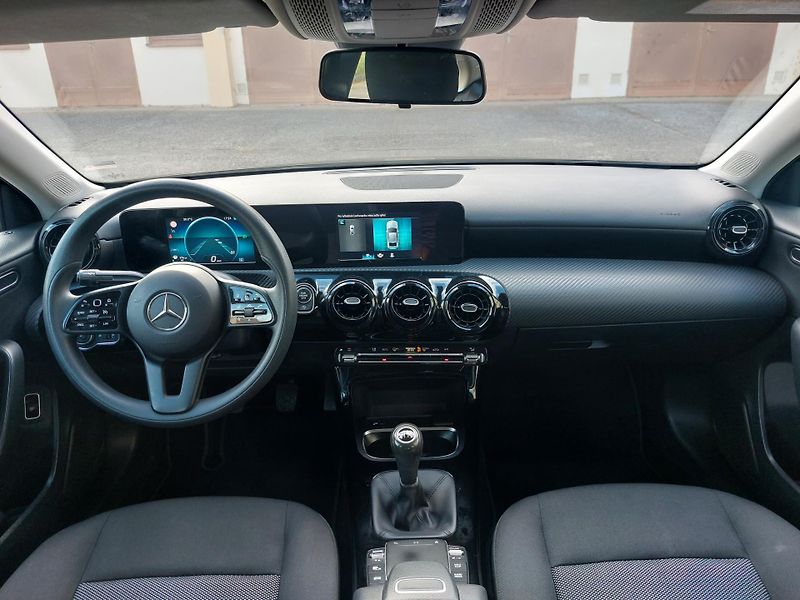 Mercedes-Benz Třídy A (2021) 180 D 85kw  - fotka 13 z 20