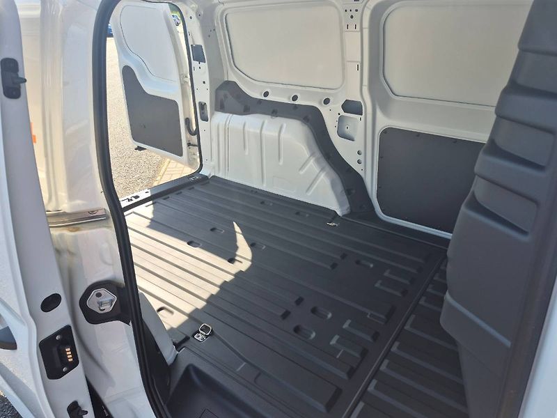 Volkswagen Caddy (2025) 2.0 TDI 75kW Maxi - fotka 10 z 28