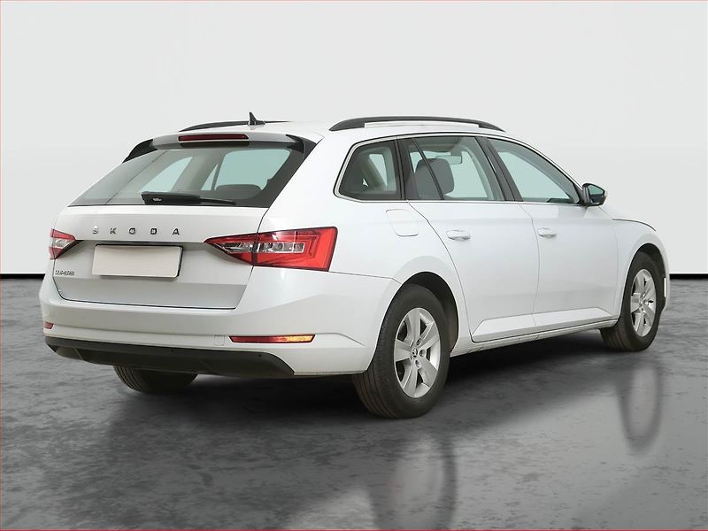 Škoda Superb (2023) Ambition 2.0 TDI - fotka 5 z 16