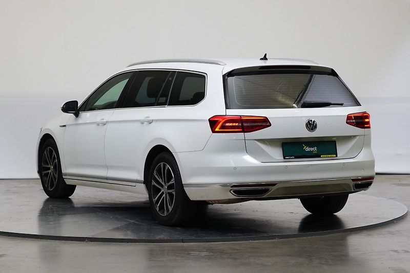 Volkswagen Passat - fotka 4 z 6