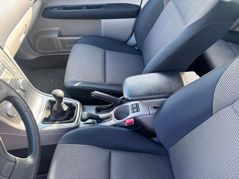 Subaru Forester (2005) 4X4 2,0i 116 KW TAŽNÉ - fotka 27 z 43