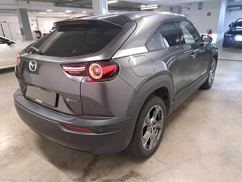 Mazda MX-30 (2021) e-SKYACTIV 35,5 kWh | Head-Up - fotka 2 z 8