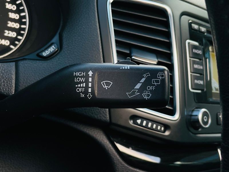 Seat Alhambra 2.0TDI MANUÁL SERVISKA TAŽNÉ - fotka 44 z 51