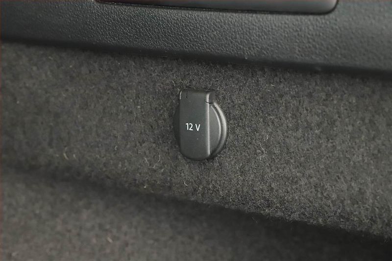 Volkswagen Passat (2018) Highline 2.0 TDI, 4X4 - fotka 15 z 20