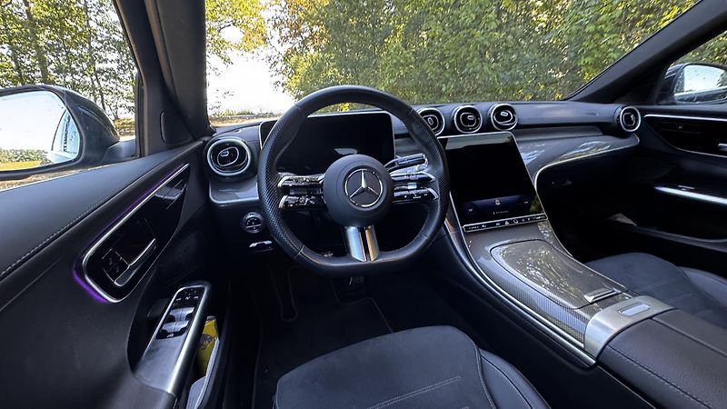 Mercedes-Benz Třídy C (2024) C220d, AMG, záruka - fotka 12 z 16
