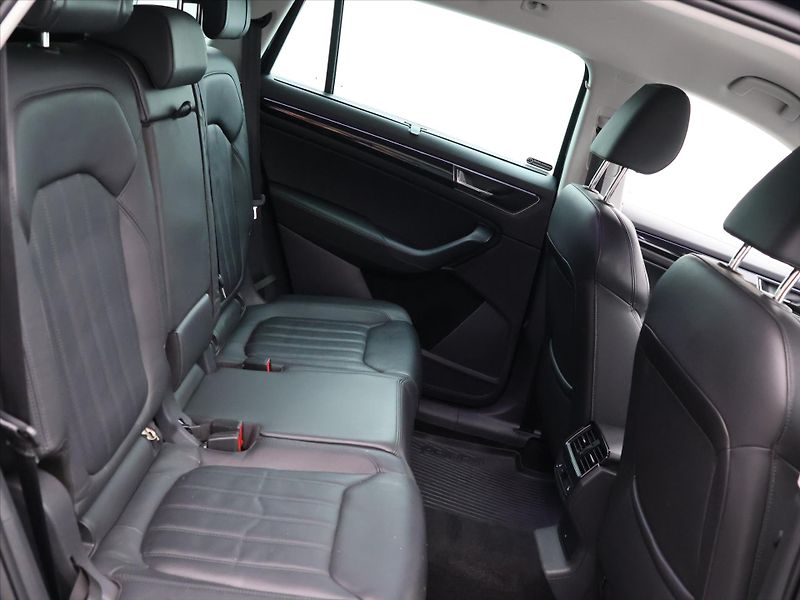 Škoda Kodiaq 2,0 TDI 147kW L&K 4x4 CZ DPH - fotka 13 z 33