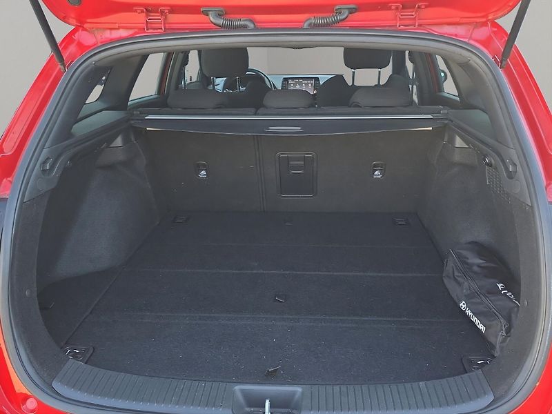 Hyundai i30 (2021) N-line 1.5 T-GDi MHEV 117kw, 1 - fotka 25 z 26