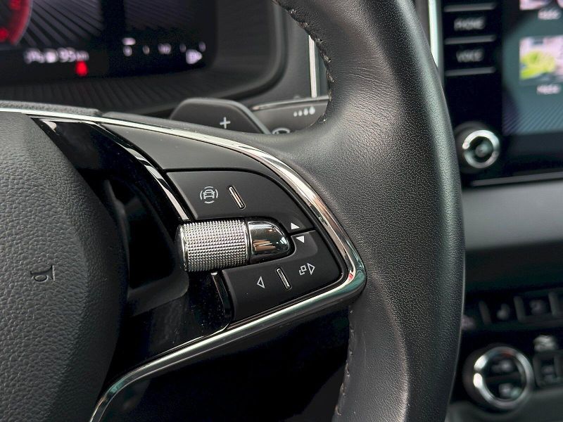 Škoda Karoq (2023) 1.5 TSI 110 kW DSG - fotka 14 z 24