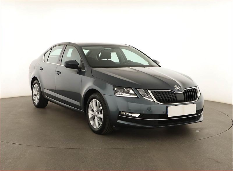 Škoda Octavia (2019) Style 1.5 TSI, ČR,1.maj - fotografie inzerátu
