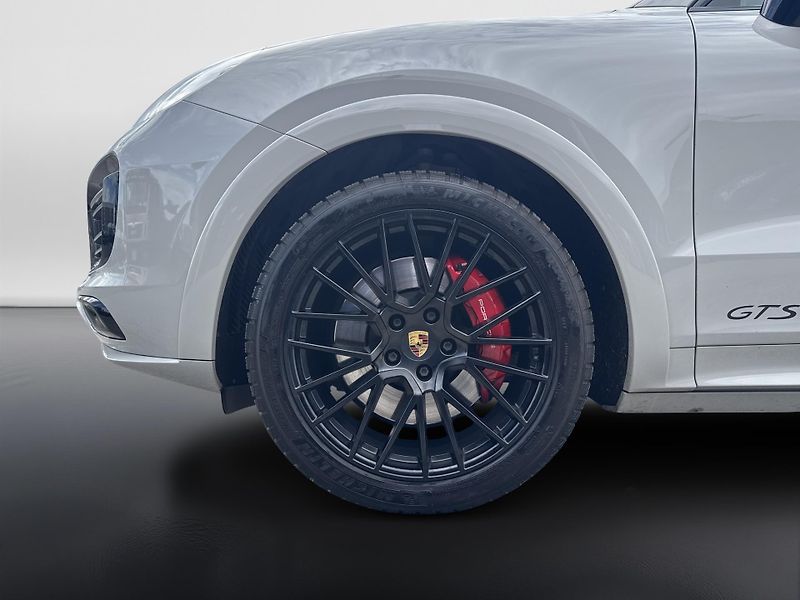 Porsche Cayenne GTS - fotka 11 z 23