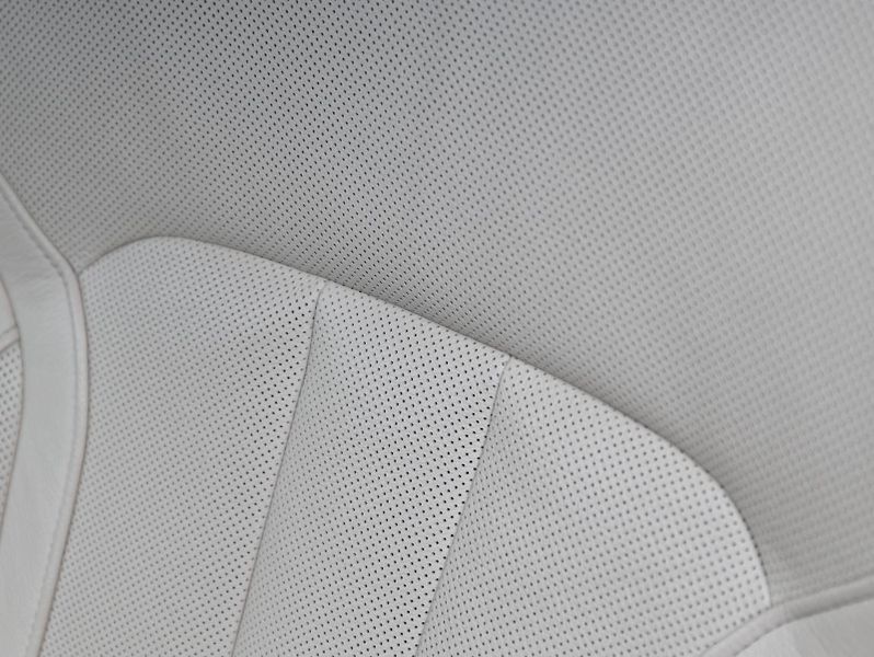 BMW Řada 5 540i xDrive Touring - fotka 20 z 22