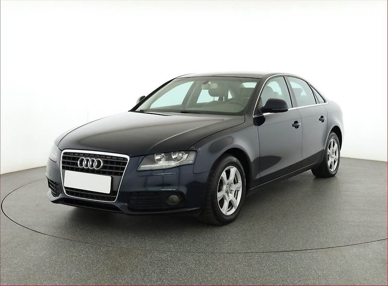 Audi A4 (2009) 2.0 TDI, jezdí výborně - fotka 2 z 17