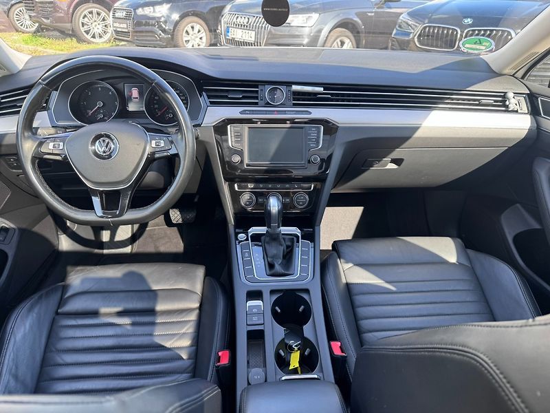 Volkswagen Passat (2017) B8 2,0 TDI 110 KW BEZ AD BLUE - fotka 21 z 50