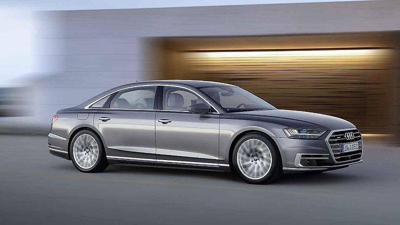 Audi A8L W12.