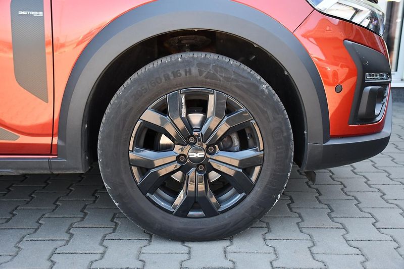 Dacia Jogger 1.0i LPG ZÁRUKA 2.SADA PNEU 1M - fotka 46 z 49