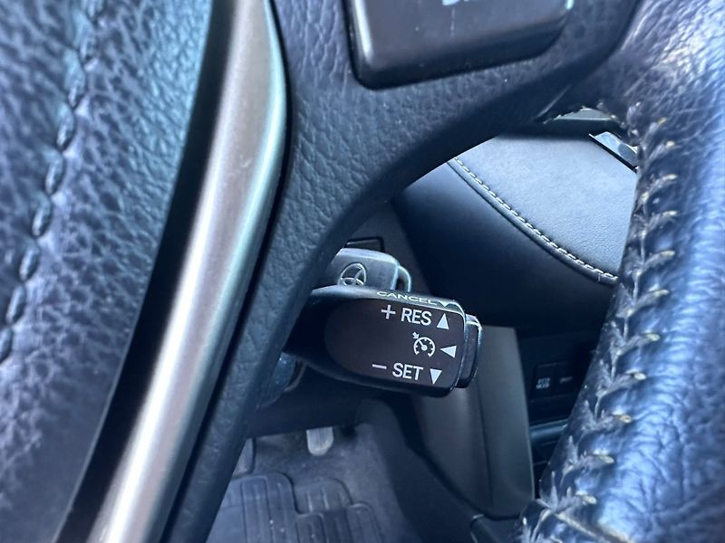Toyota RAV4 (2015) 2.0i 4x4/Tažné/Kamera/Tempomat - fotka 25 z 28