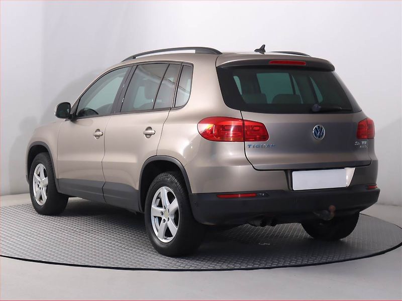 Volkswagen Tiguan (2012) Exclusive 2.0 TDI, 4X4 - fotka 4 z 20