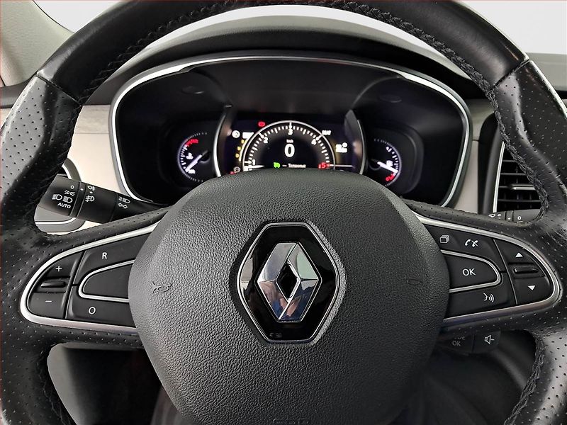 Renault Talisman (2020) Initiale Paris 2.0 Blue dCi - fotka 20 z 26