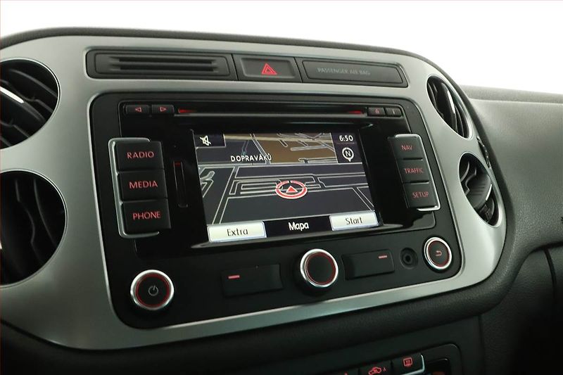 Volkswagen Tiguan (2014) 2.0 TDI, 4X4, Navi, Tempomat - fotka 10 z 14