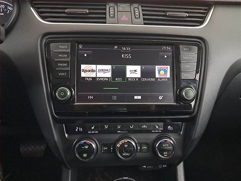 Škoda Octavia (2017) 1.6 TDI, Automat, Navi - fotka 12 z 22